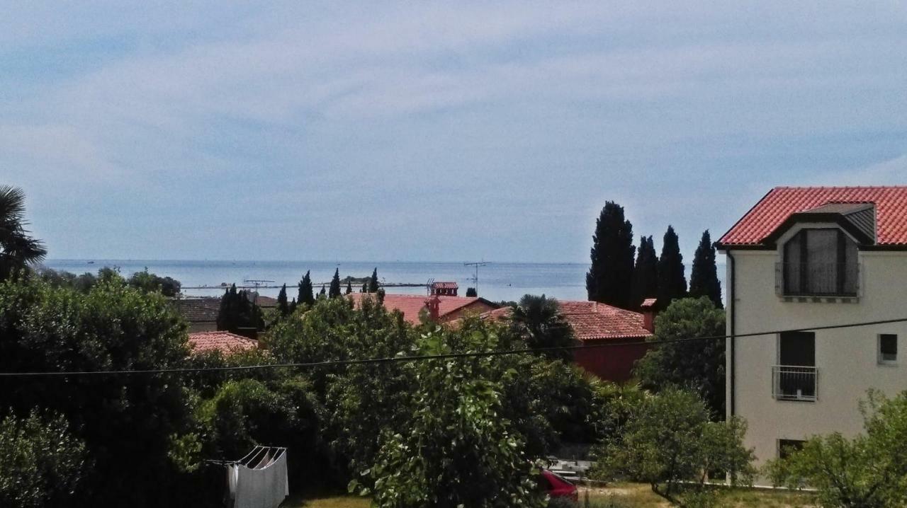 Apartments Zambratija Apartman Zambratija